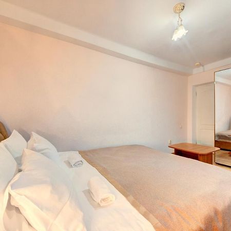 Holosiyvsky Hotel Киев Екстериор снимка