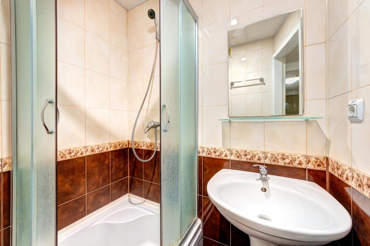 Holosiyvsky Hotel Киев Екстериор снимка