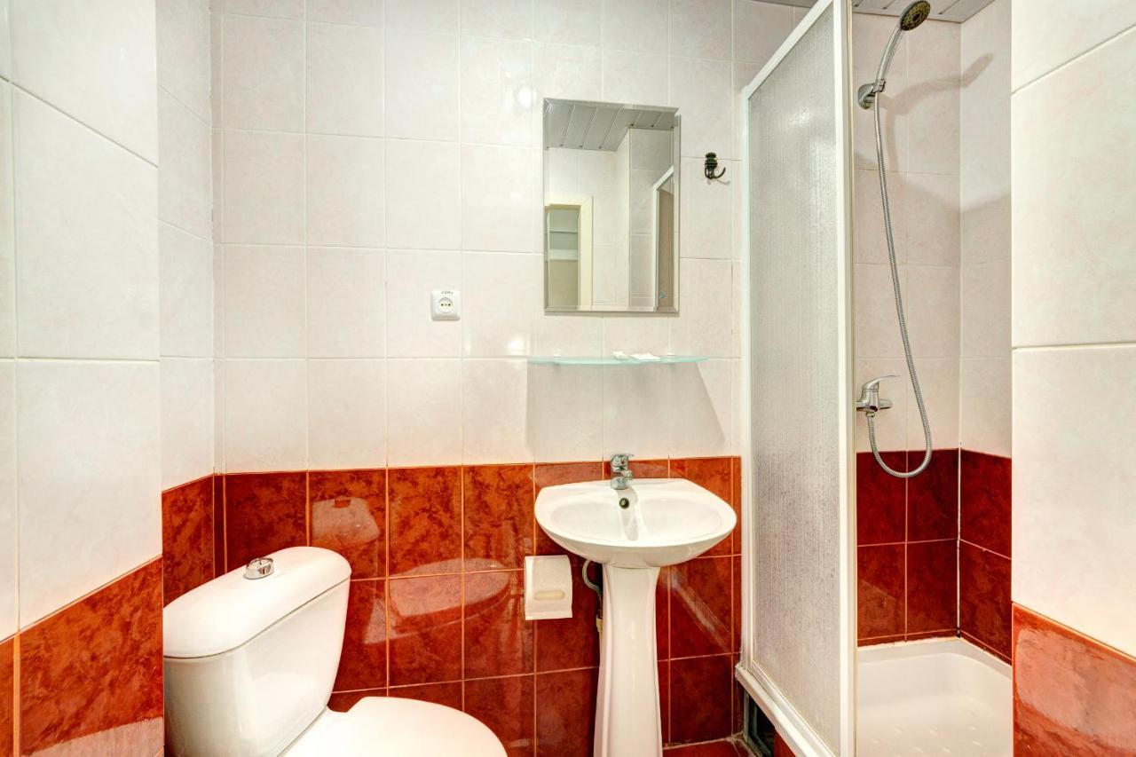 Holosiyvsky Hotel Киев Екстериор снимка