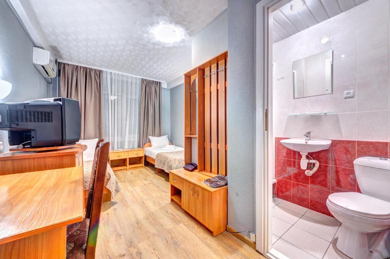 Holosiyvsky Hotel Киев Екстериор снимка