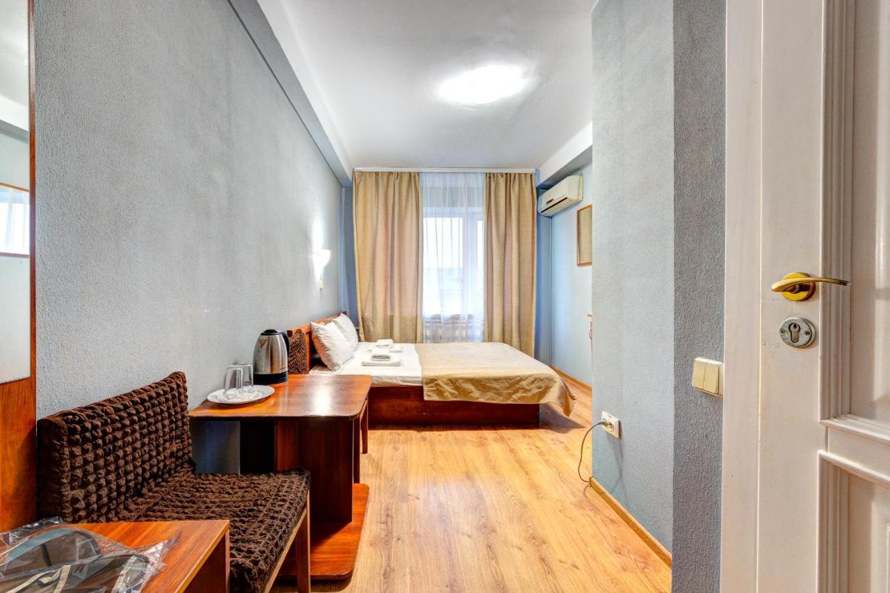 Holosiyvsky Hotel Киев Екстериор снимка