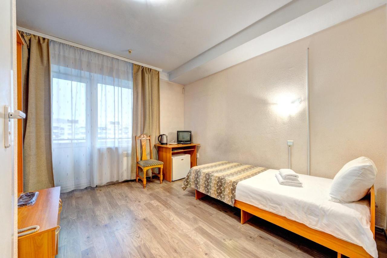 Holosiyvsky Hotel Киев Екстериор снимка