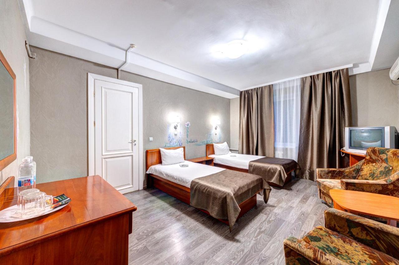 Holosiyvsky Hotel Киев Екстериор снимка