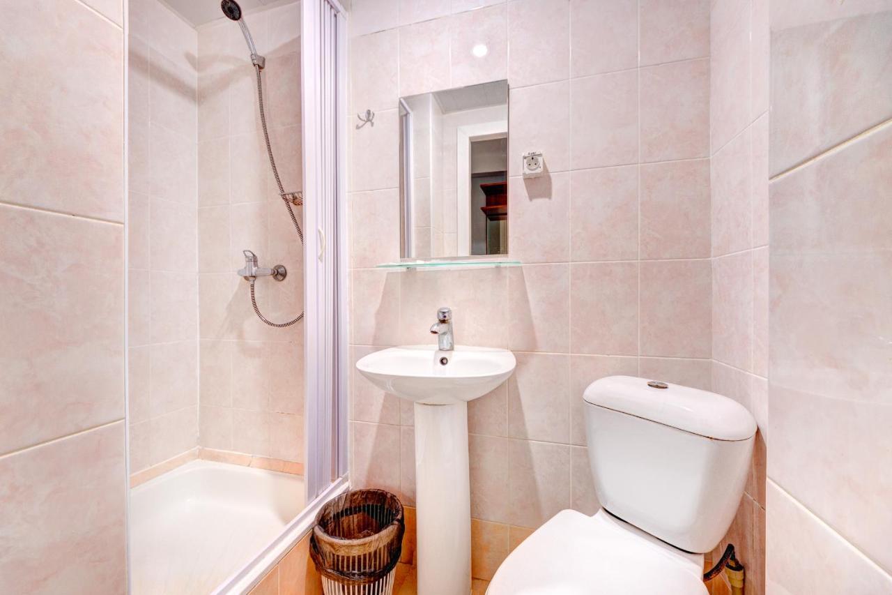 Holosiyvsky Hotel Киев Екстериор снимка
