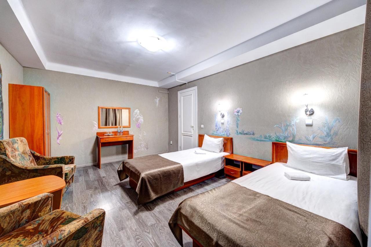 Holosiyvsky Hotel Киев Екстериор снимка